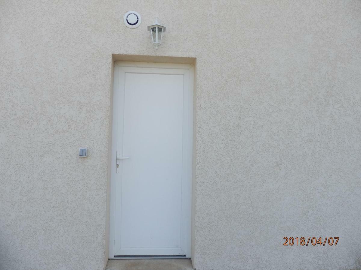 location vacances Linguizzetta Exterior foto